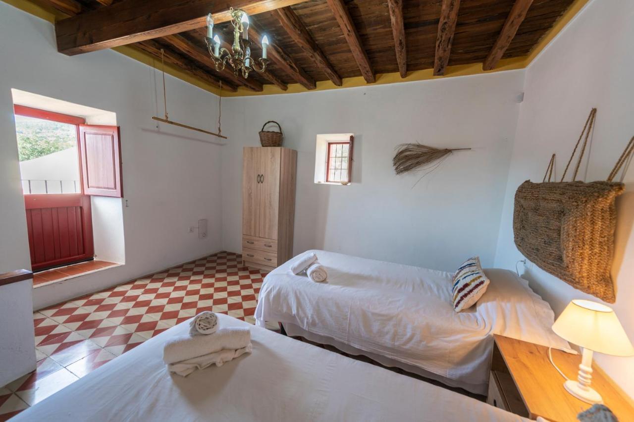 Villa Es Cubells Country & Sea ภายนอก รูปภาพ